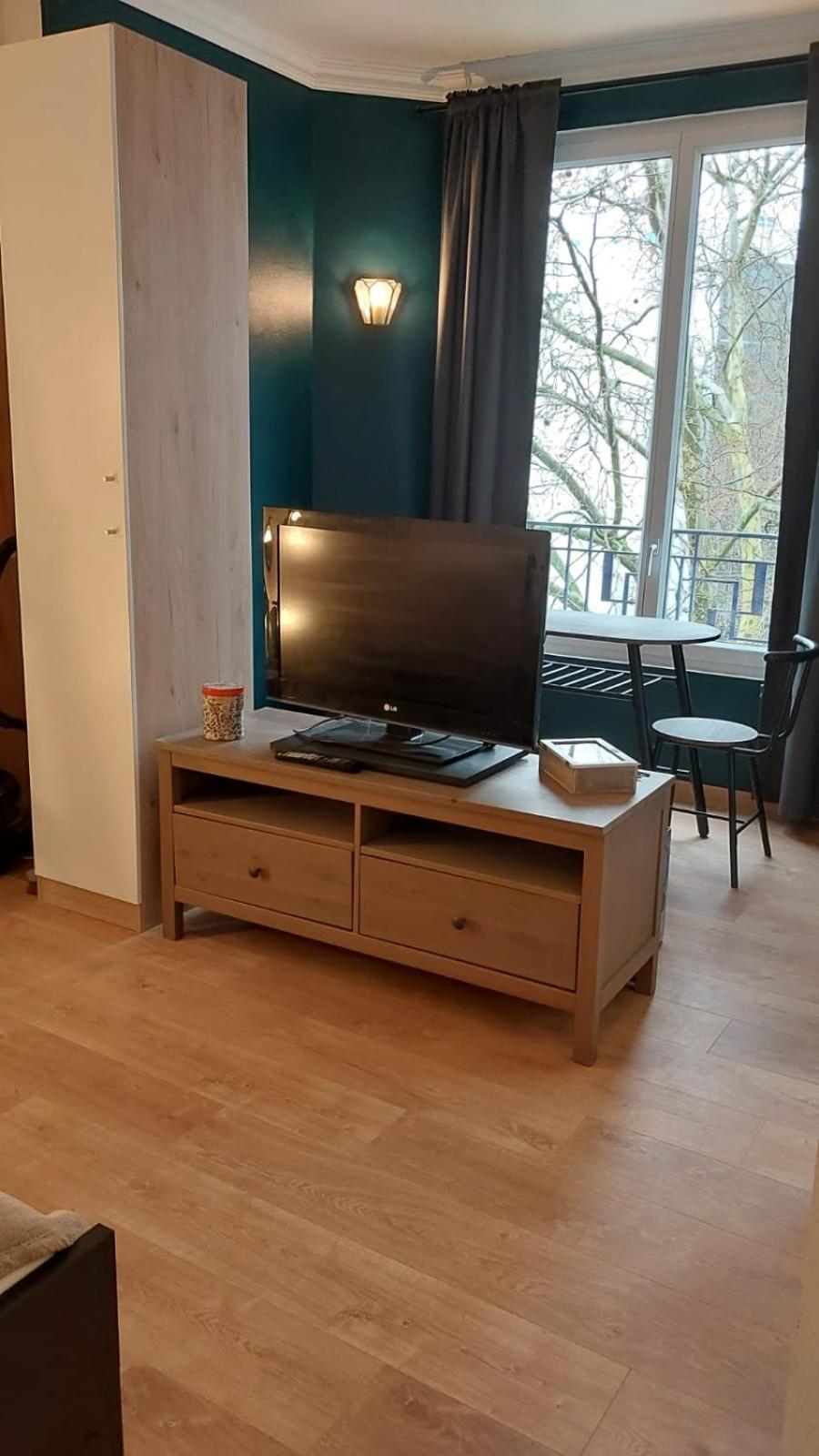 Studio Proche De La Defense Нантер Екстериор снимка